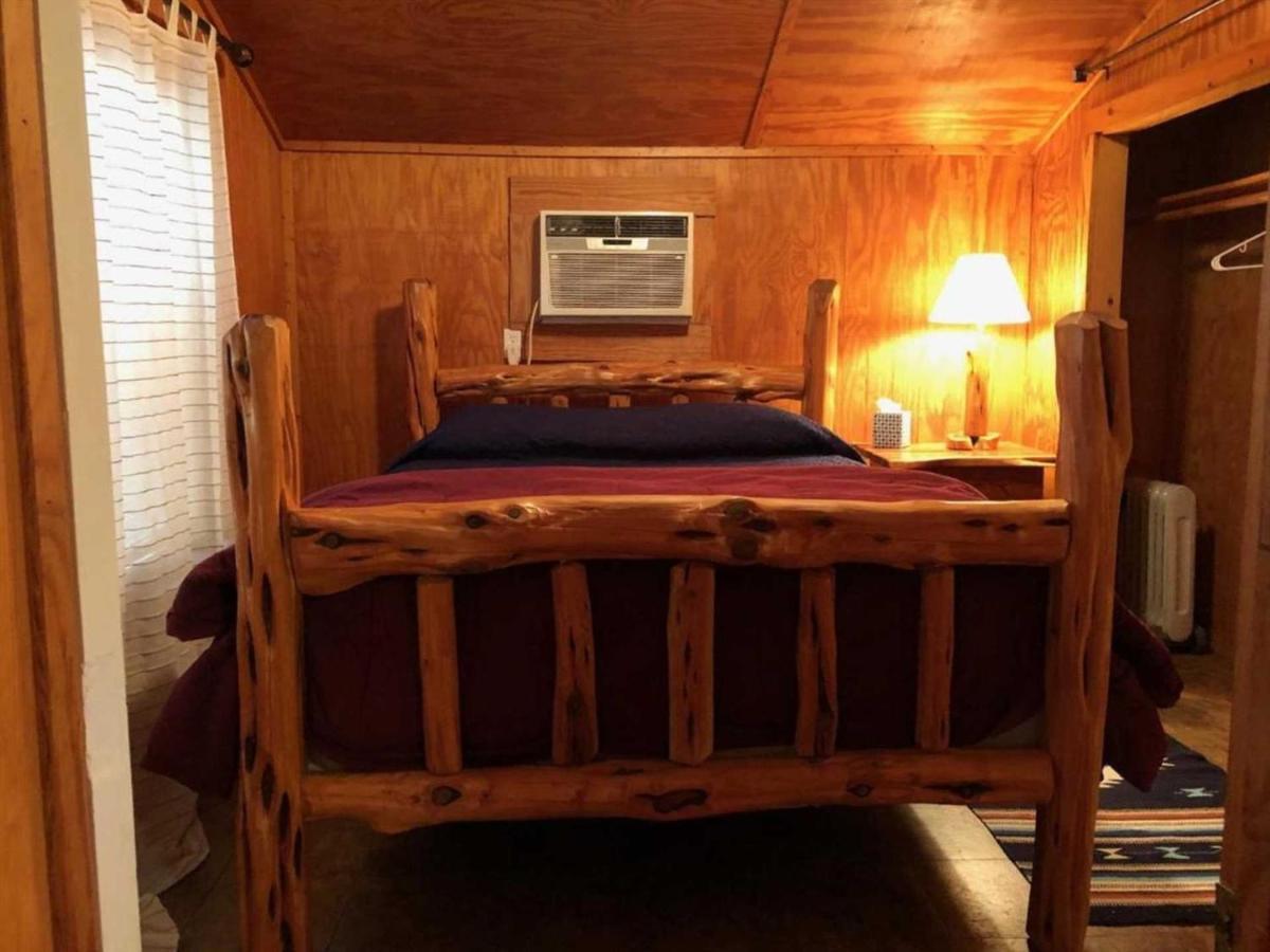 Bed and Breakfast West 1077 Guest Ranch - Retreat à Tarpley Extérieur photo