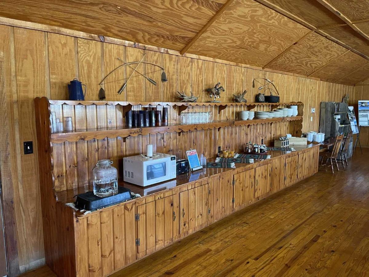 Bed and Breakfast West 1077 Guest Ranch - Retreat à Tarpley Extérieur photo